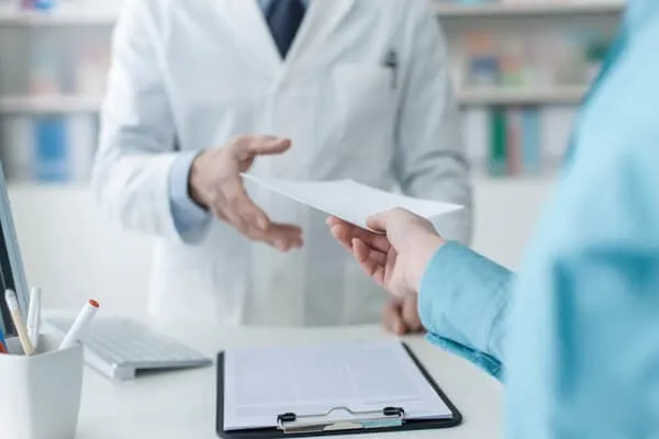comprar-farmacia-financiacion